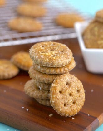 Homemade Ritz Crackers Recipe