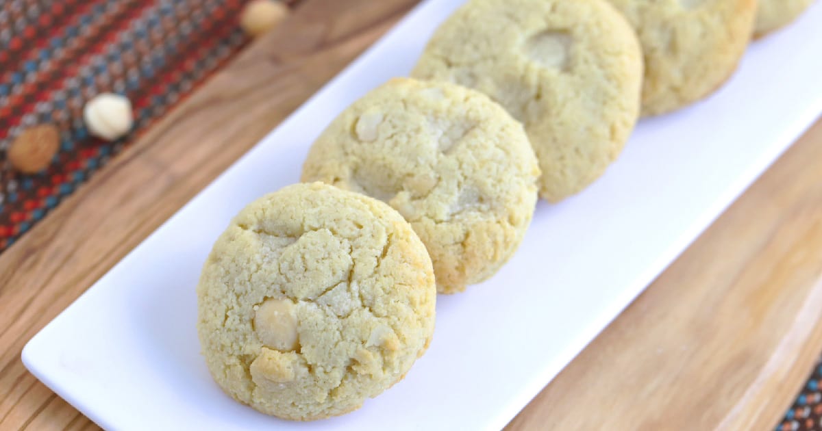 Low Carb White Chocolate Macadamia Nut Cookies Keto Cookies