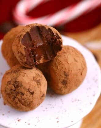 Easy Chocolate Truffles Recipe, how to make chocolate truffles, vegan truffles, paleo truffles, low carb truffles, 2 ingredient chocolate truffles