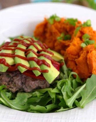 Paleo bison burger recipe, gluten free burgers, paleo meal prep, bunless burger recipe, ground bison recipes, paleo lunch ideas, bison meat, how to cook ground bison, paleo hamburger recipes, mashed sweet potatoes paleo, paleo meals