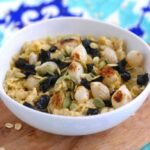 Sweet & Savory Curry Oatmeal, savory oatmeal vegan, prunes pumpkin seeds pearl onions oatmeal, simple savory oatmeal, savory porridge, savory oatmeal recipes, easy healthy breakfast ideas