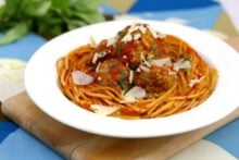 Easy instant pot spaghetti and meatballs, instant pot pasta, instant pot meatballs, best instant pot recipes, healthy instant pot recipes, spaghetti instant pot, instant pot spaghetti recipe, instant pot spaghetti meatballs, cooking spaghetti in instant pot