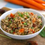 Instant Pot Risotto, pressure cooker risotto, vegetarian risotto recipe, veggie risotto, instapot recipes, vegan instant pot recipes, easy instant pot recipes, instant pot vegetarian recipes, instant pot pressure cooker recipes, vegetarian pressure cooker recipes, spring pea risotto