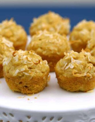 Cashew Butter Muffins, paleo muffins, nut butter muffins, 3 ingredient muffins paleo, flourless muffins, healthy gluten free muffins, grain free muffins, road trip snacks, paleo snacks, healthy snack ideas, cashew muffins, how to make healthy muffins without flour