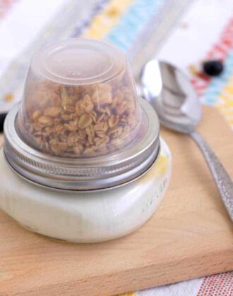 Make Ahead Yogurt Granola Parfait