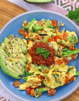Breakfast Veggie Scramble