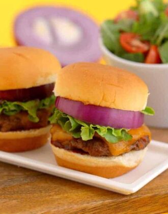 Hawaiian Roll Cheeseburger Sliders