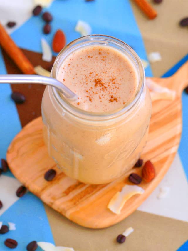 8 Keto Smoothie Recipes + Free eBook Mind Over Munch