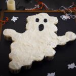Ghost Pull Apart Cupcake Cake