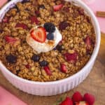Healthy Berry Oatmeal Bake