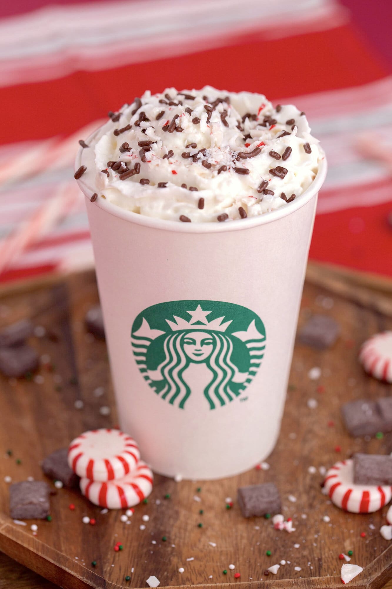 Peppermint Hot Chocolate (Starbucks Copycat) - Mind Over Munch