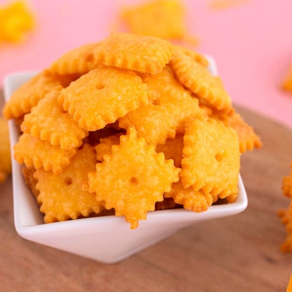 Gluten-Free Homemade Cheez-Its - Mind Over Munch