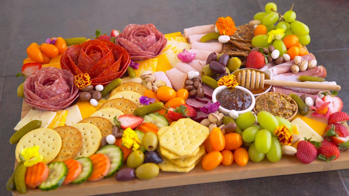 How to Make the Ultimate Charcuterie Board Mind Over Munch